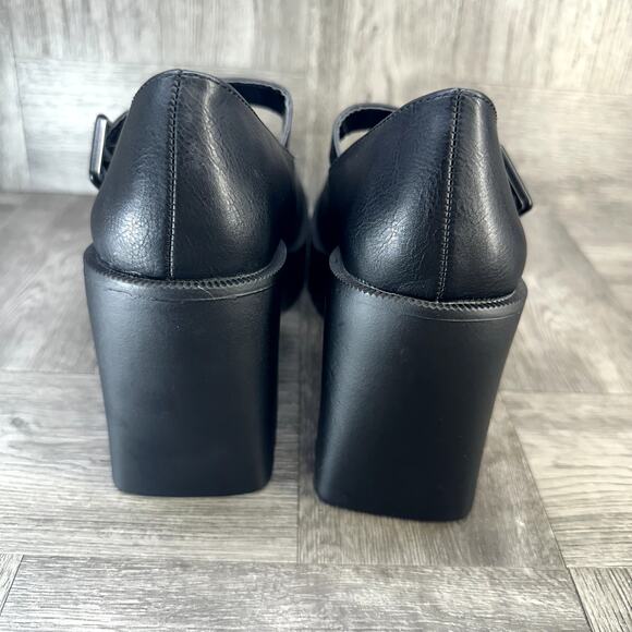 Madden Girl Tripper Platform Mary Jane Block Heel Women size 8.5 Black - Picture 6 of 8